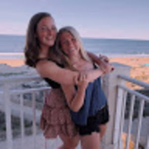 Meet your Posher, Lexi